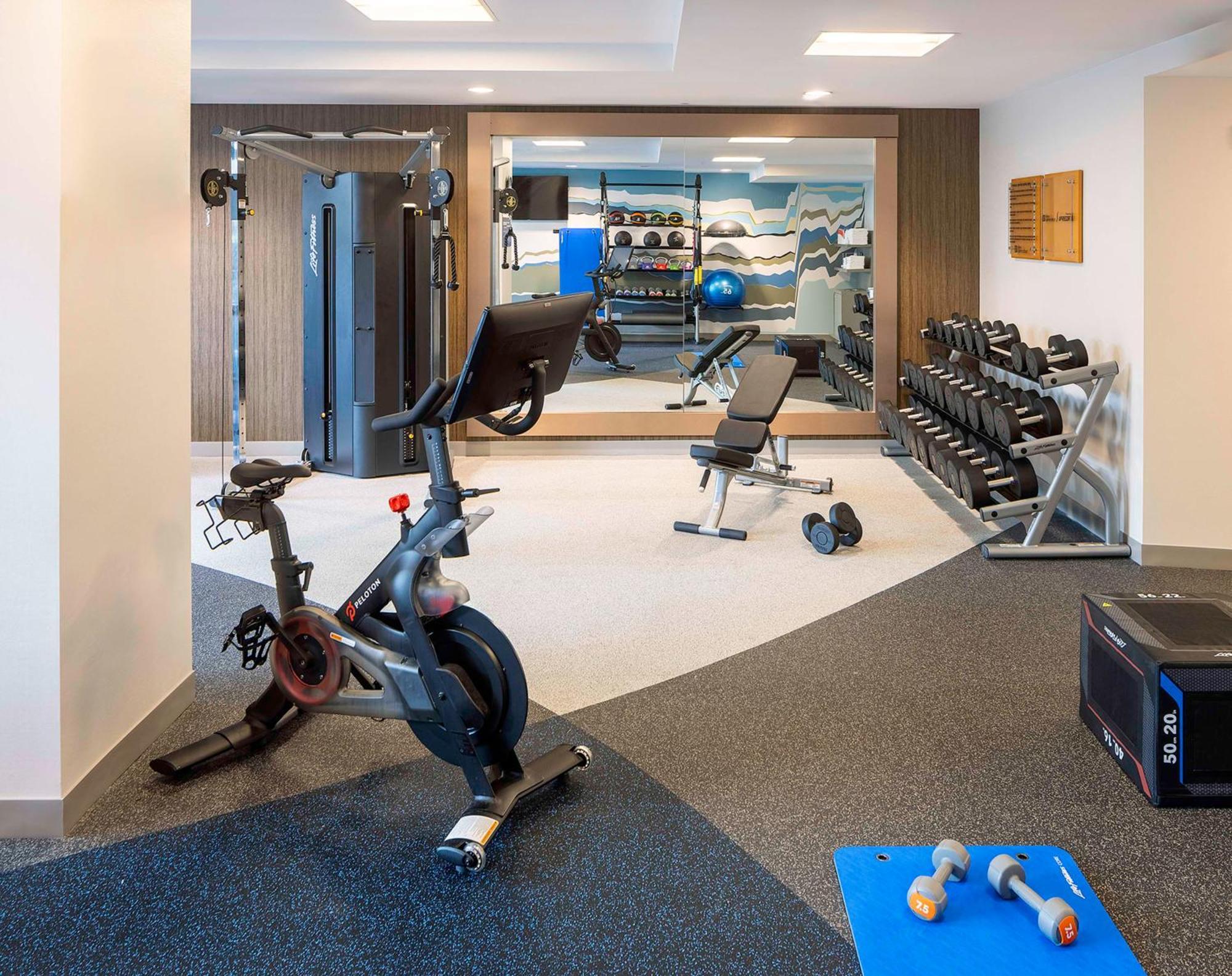 Hilton Garden Inn Washington Dc/Georgetown Area Ngoại thất bức ảnh